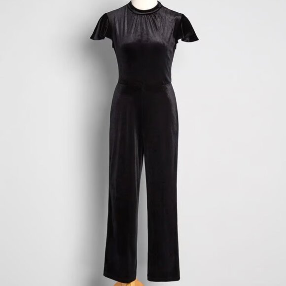 Modcloth Pants - NWT Modcloth Shine With Me Velvet Jumpsuit Cap Sleeve Black Size XXS NEW